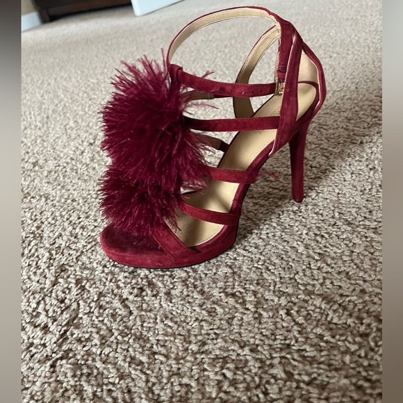 Brand new Michael Kors heels - Picture 3 of 4